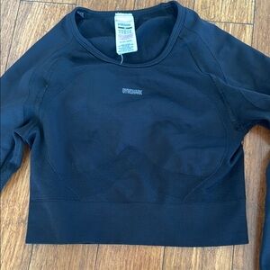 Gymshark Black Cropped long sleeve